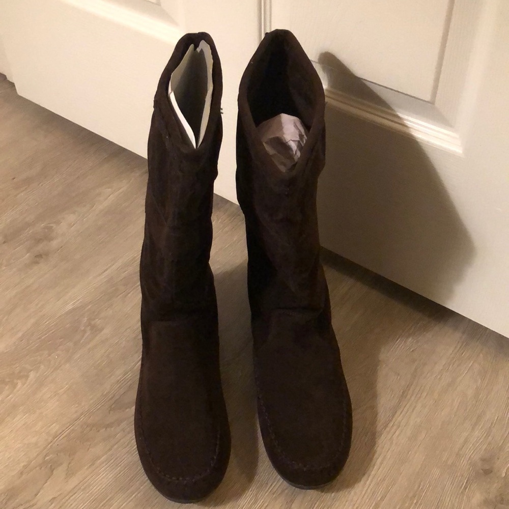 Ladies Rampage boots size 11 new